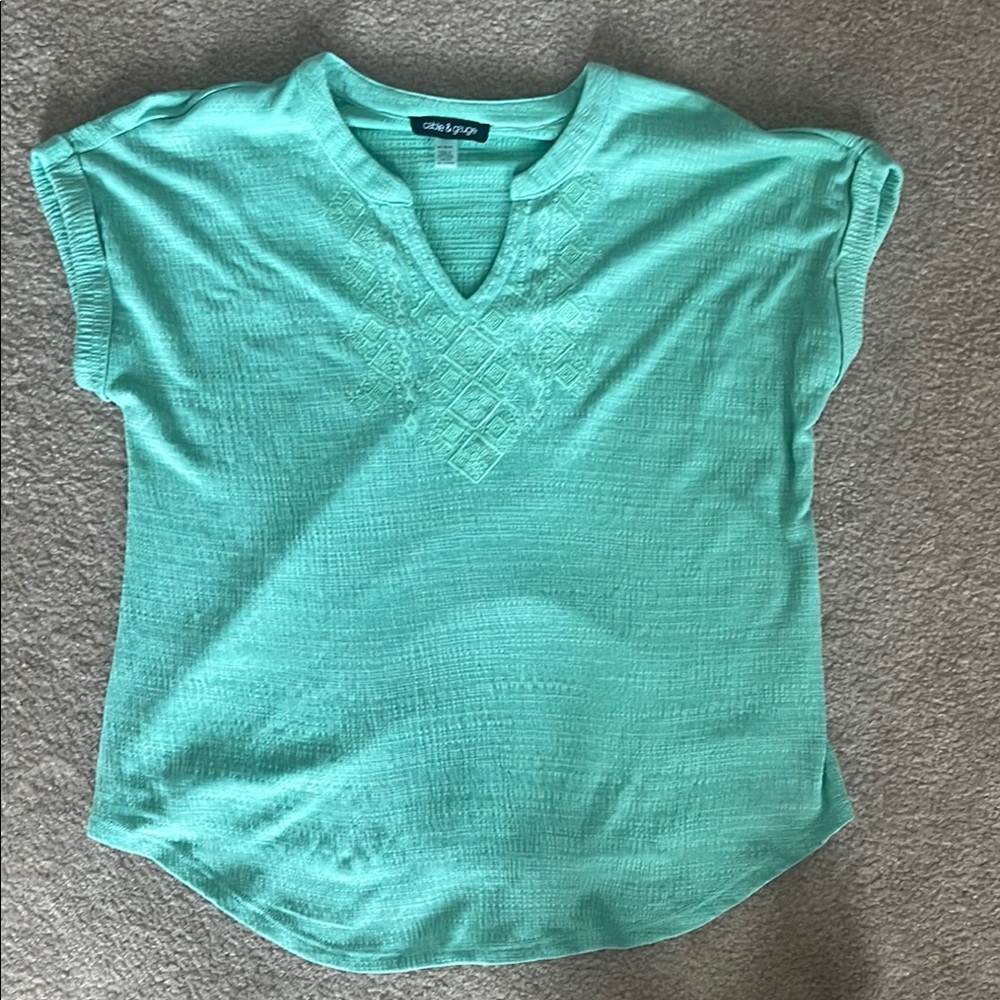 Green Short Sleeve Top